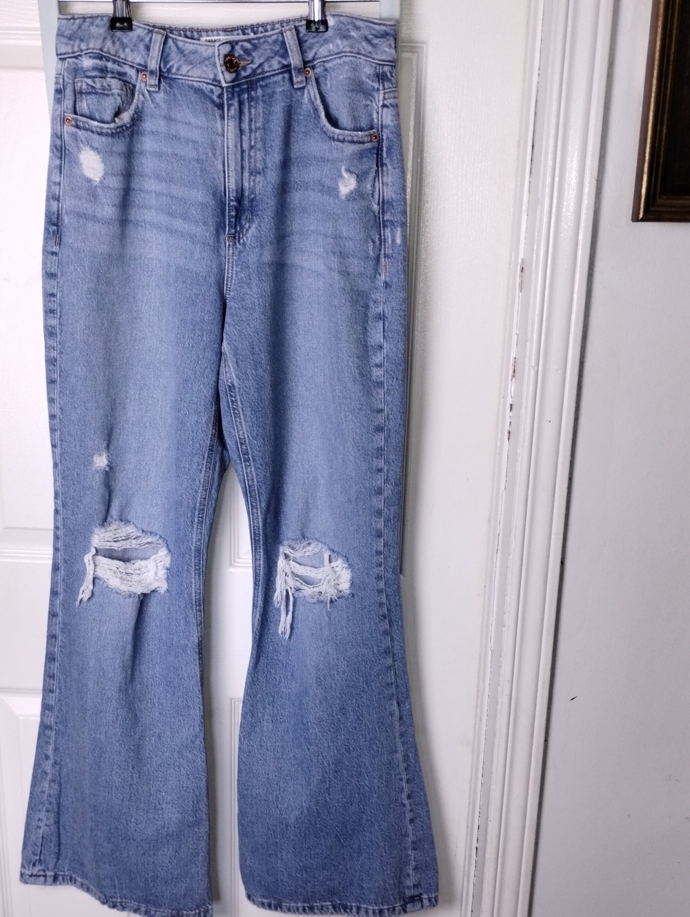 Light Blue Distressed Flare Jeans - Brand: Garage Denim Sz28